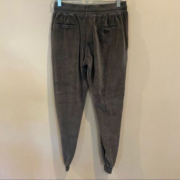 Young fabulous & broke sweat pants - Picture 2 of 5